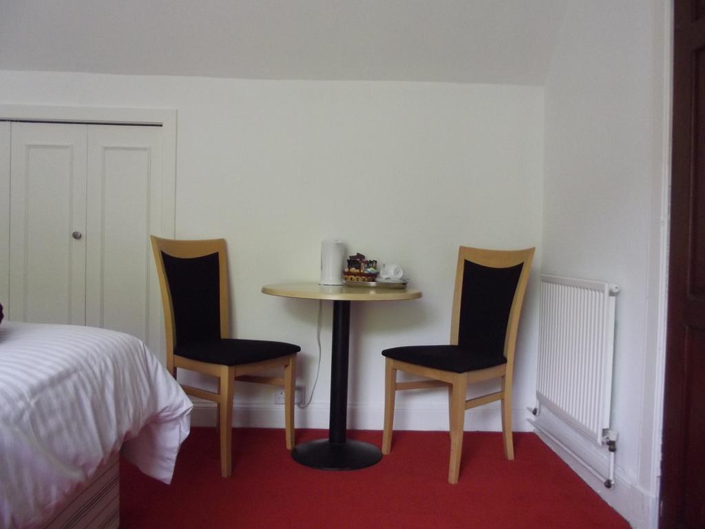 The Golden Larches Bed and Breakfast Lochearnhead Kamer foto